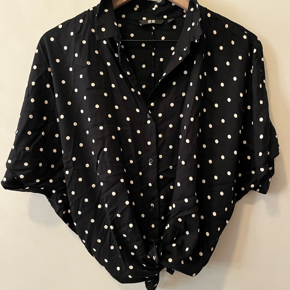 Uniqlo Black and White Polka Dot Button Down Shirt